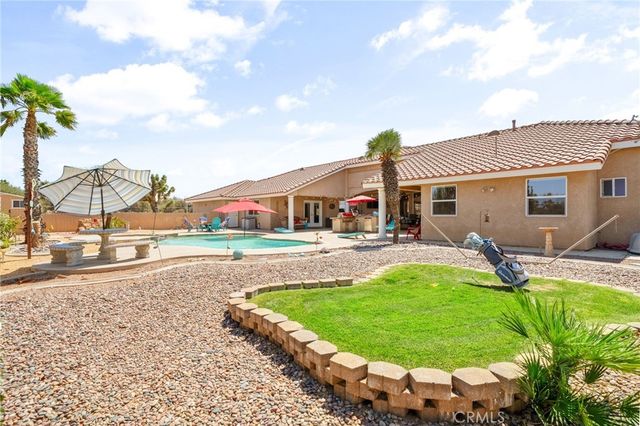 8289 Alta Mesa Road, Oak Hills, CA 92344