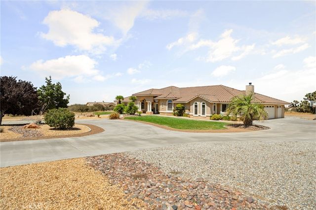 8289 Alta Mesa Road, Oak Hills, CA 92344