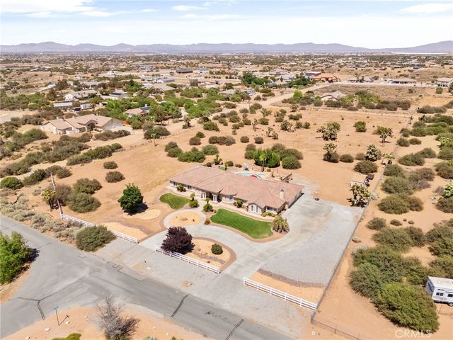 8289 Alta Mesa Road, Oak Hills, CA 92344