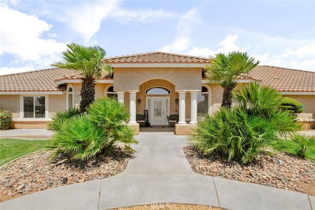 8289 Alta Mesa Road, Oak Hills, CA 92344