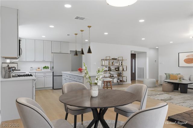 5184 Merrill Circle, Las Vegas, NV 89120