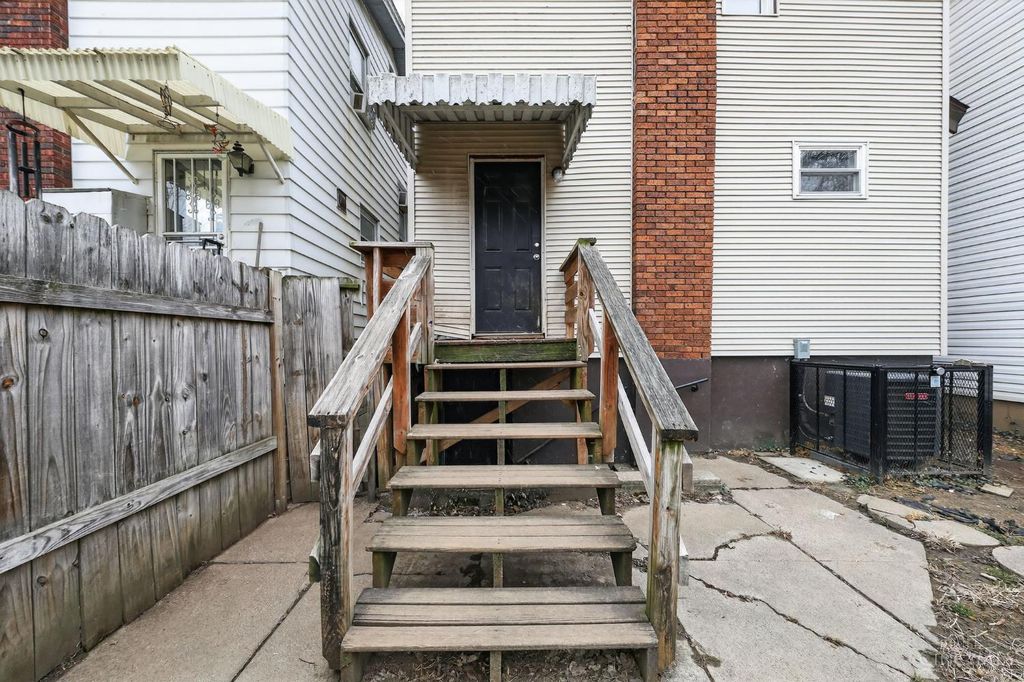 5119 Warren Avenue, Norwood, OH 45212