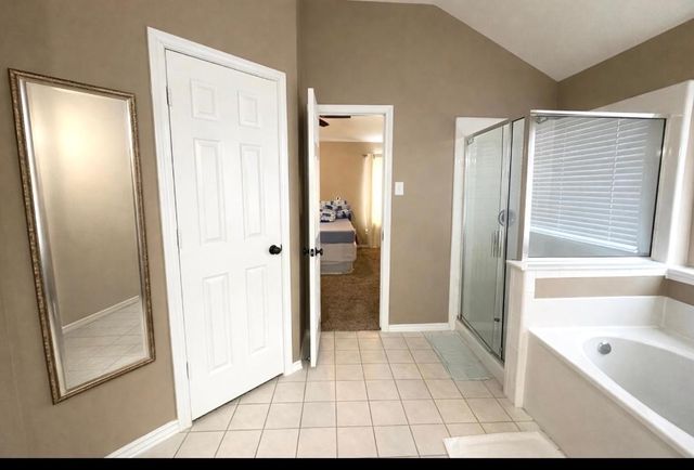 208 creek point Lane, Mansfield, TX 76002