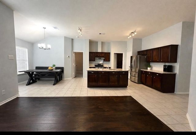 208 creek point Lane, Mansfield, TX 76002