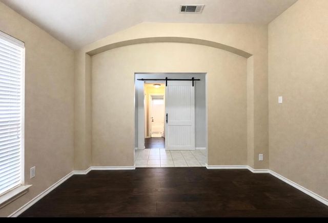 208 creek point Lane, Mansfield, TX 76002