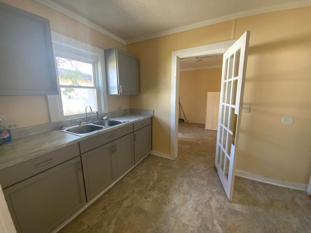 65 Highland Avenue, Sumter, SC 29150