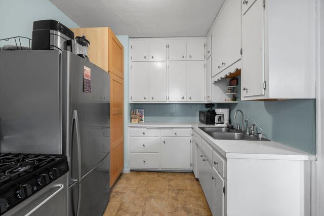 3454 Logan Avenue N, Minneapolis, MN 55412