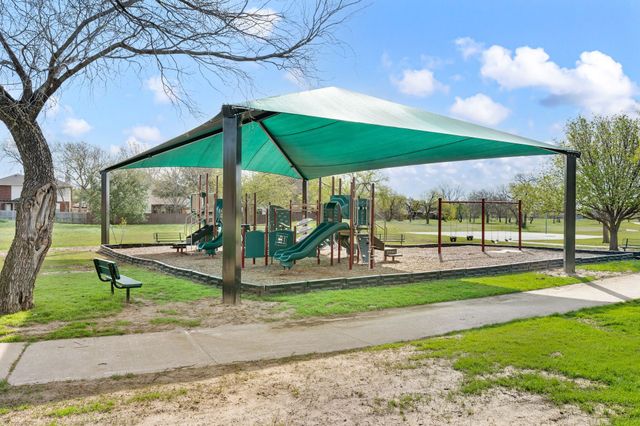 1633 Mountain Laurel Drive, Keller, TX 76248