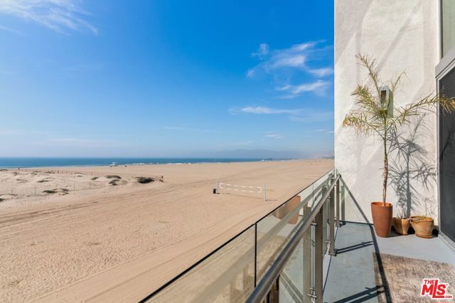 5205 Ocean Front Walk 301, Marina Del Rey, CA 90292