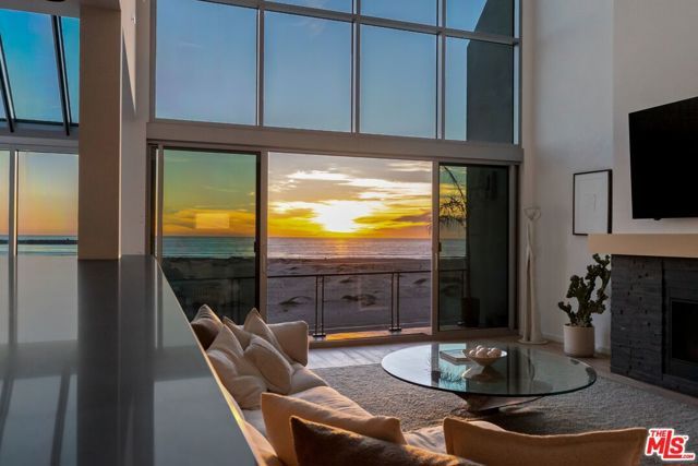 5205 Ocean Front Walk 301, Marina Del Rey, CA 90292