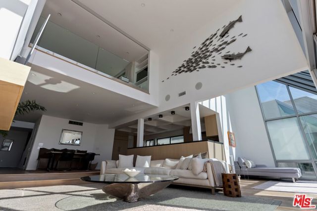 5205 Ocean Front Walk 301, Marina Del Rey, CA 90292