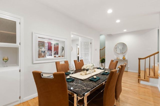 18400 Overlook Road 56, Los Gatos, CA 95030