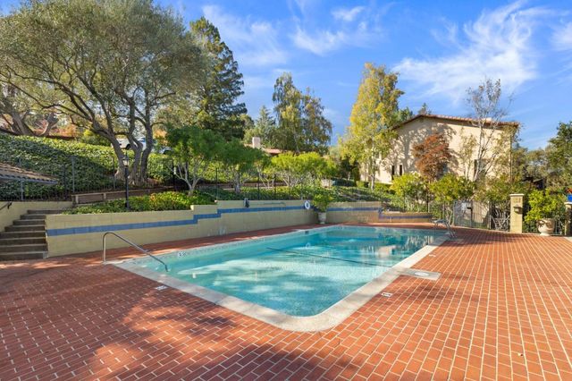 18400 Overlook Road 56, Los Gatos, CA 95030