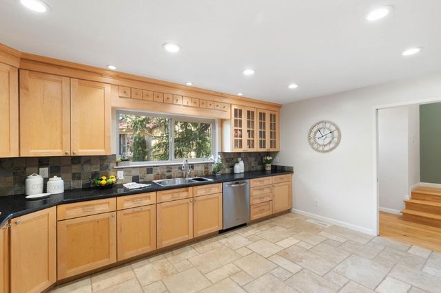 18400 Overlook Road 56, Los Gatos, CA 95030