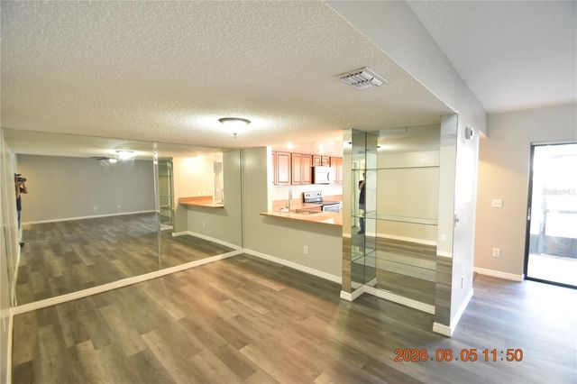 5125 PURITAN CIRCLE 1103, Tampa, FL 33617