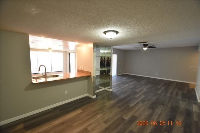 5125 PURITAN CIRCLE 1103, Tampa, FL 33617
