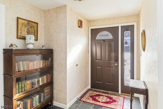 515 Herrick Dr, Rockaway Twp., NJ 07866