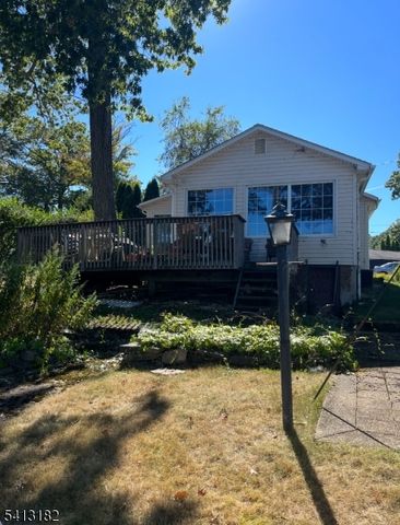 80 W River Styx Rd, Hopatcong Boro, NJ 07843