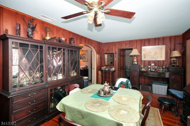 80 W River Styx Rd, Hopatcong Boro, NJ 07843