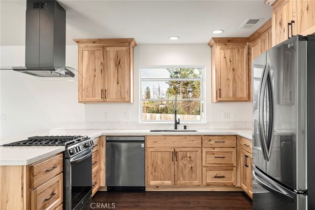 5660 Angel Drive, Paradise, CA 95969