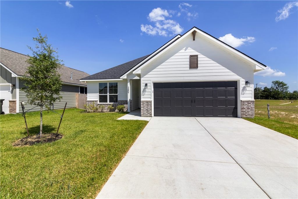 2607 Falcon Ridge Drive, Bryan, TX 77803 — photo 2