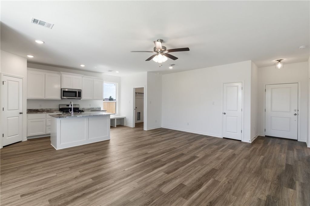 2607 Falcon Ridge Drive, Bryan, TX 77803 — photo 4