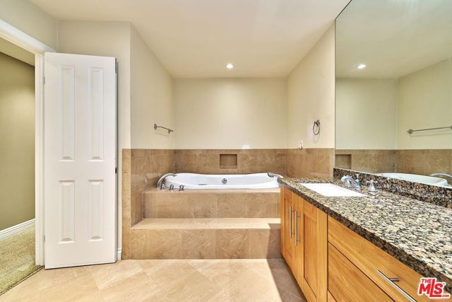 13078 Mindanao Way 314, Marina Del Rey, CA 90292