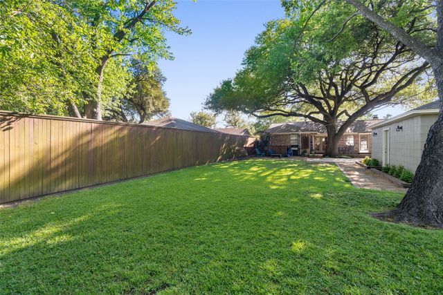 7208 Bucknell Drive, Dallas, TX 75214