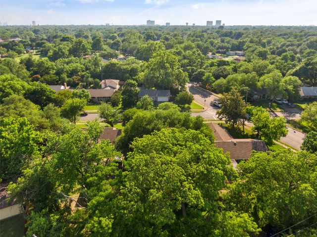 7208 Bucknell Drive, Dallas, TX 75214