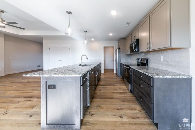 4835 Jackie's Way, Manhattan, KS 66502