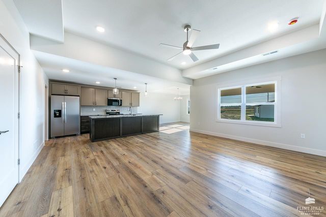 4835 Jackie's Way, Manhattan, KS 66502