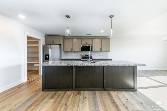 4835 Jackie's Way, Manhattan, KS 66502