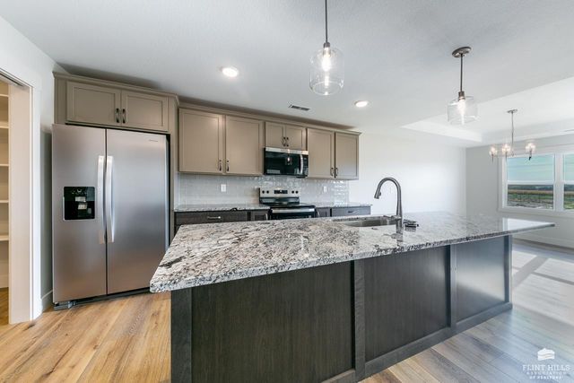 4835 Jackie's Way, Manhattan, KS 66502