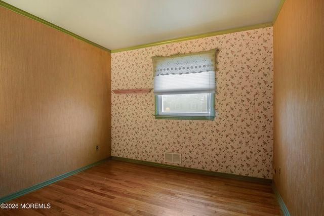 12 Kester Drive, Edison, NJ 08817