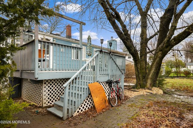 12 Kester Drive, Edison, NJ 08817