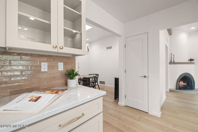 2566 N Avenida San Valle, Tucson, AZ 85715