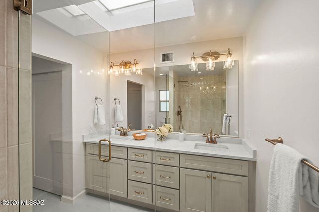 2566 N Avenida San Valle, Tucson, AZ 85715