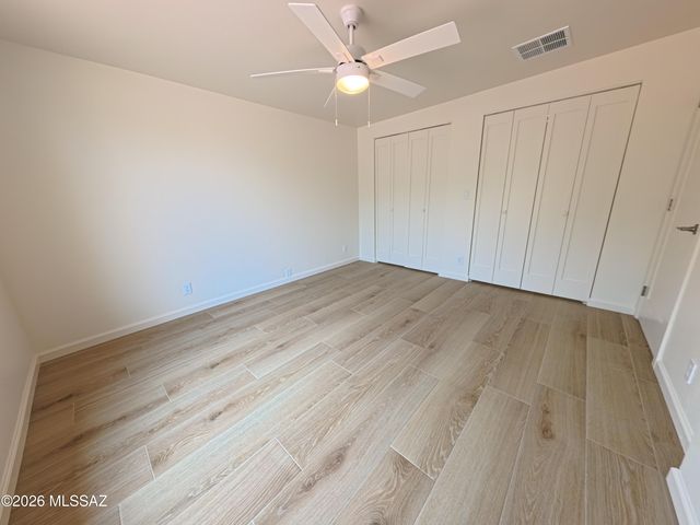 2566 N Avenida San Valle, Tucson, AZ 85715