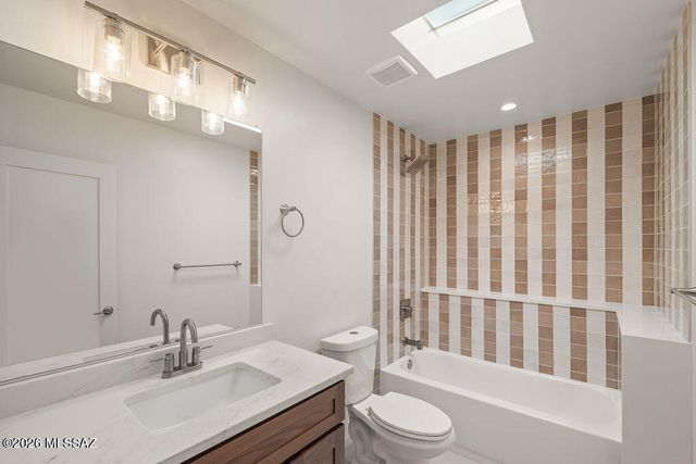 2566 N Avenida San Valle, Tucson, AZ 85715