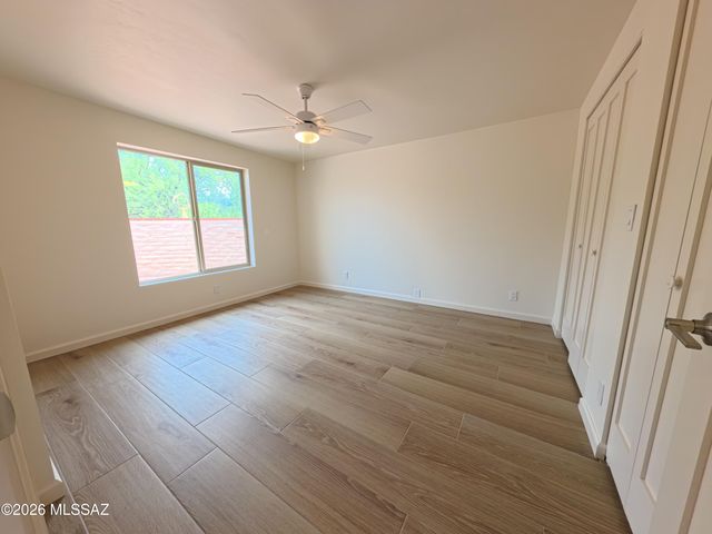 2566 N Avenida San Valle, Tucson, AZ 85715