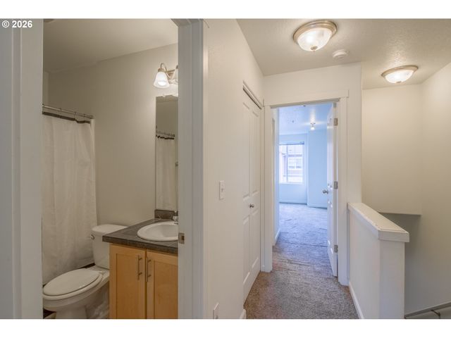 605 Nw 118TH Ave 102, Portland, OR 97229