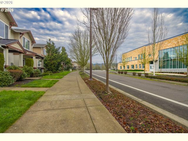 605 Nw 118TH Ave 102, Portland, OR 97229