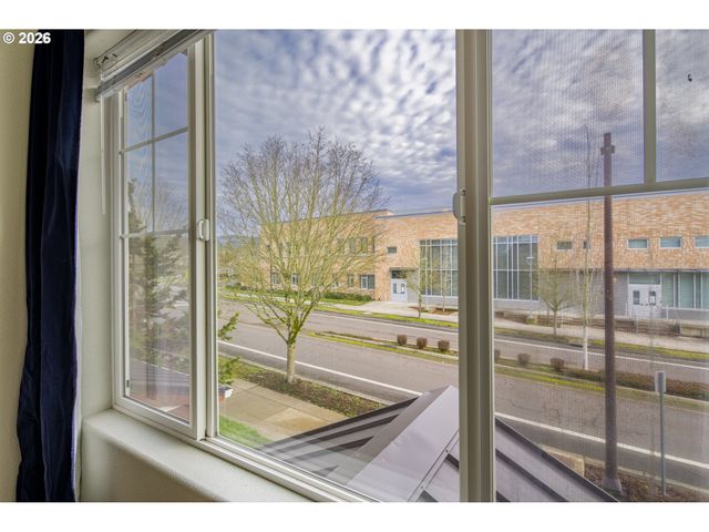 605 Nw 118TH Ave 102, Portland, OR 97229