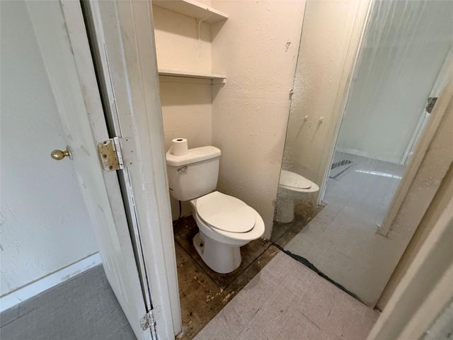 5501 Malmedy Road, Houston, TX 77033