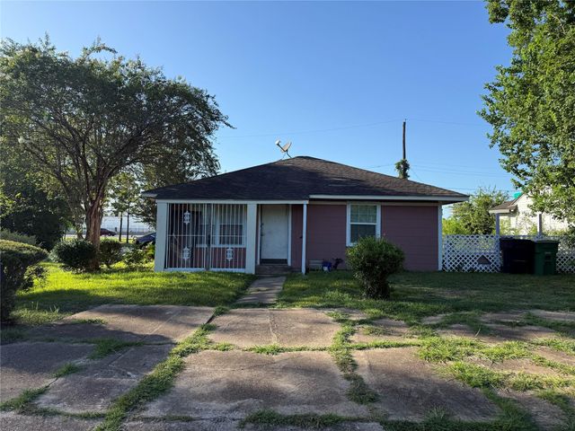 5501 Malmedy Road, Houston, TX 77033