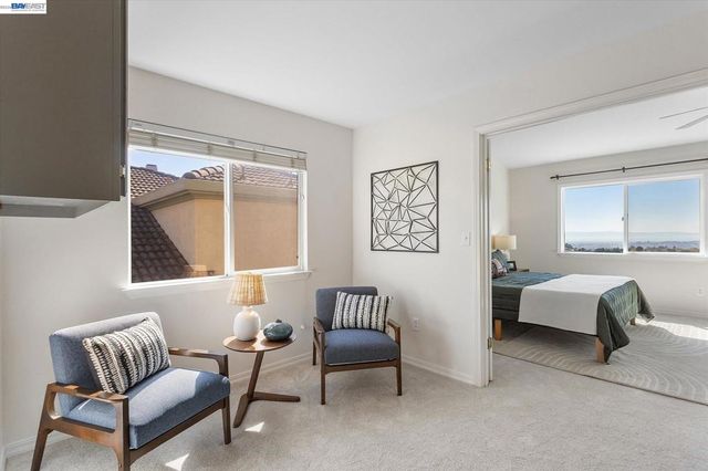 7892 Pineville Cir, Castro Valley, CA 94552