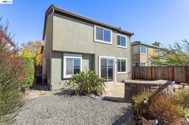7892 Pineville Cir, Castro Valley, CA 94552