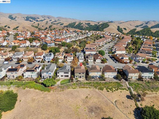 7892 Pineville Cir, Castro Valley, CA 94552