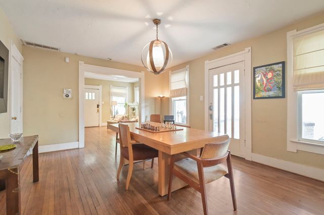 218 N Rosemont Avenue, Dallas, TX 75208