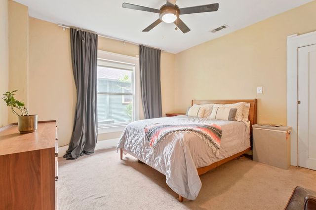 218 N Rosemont Avenue, Dallas, TX 75208